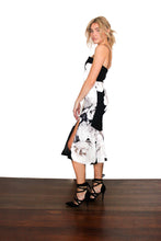 Load image into Gallery viewer, Pasduchas Charmer Flute Midi Dress
