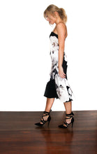 Load image into Gallery viewer, Pasduchas Charmer Flute Midi Dress
